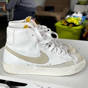 Women’s size 5 Nike blazer high tops